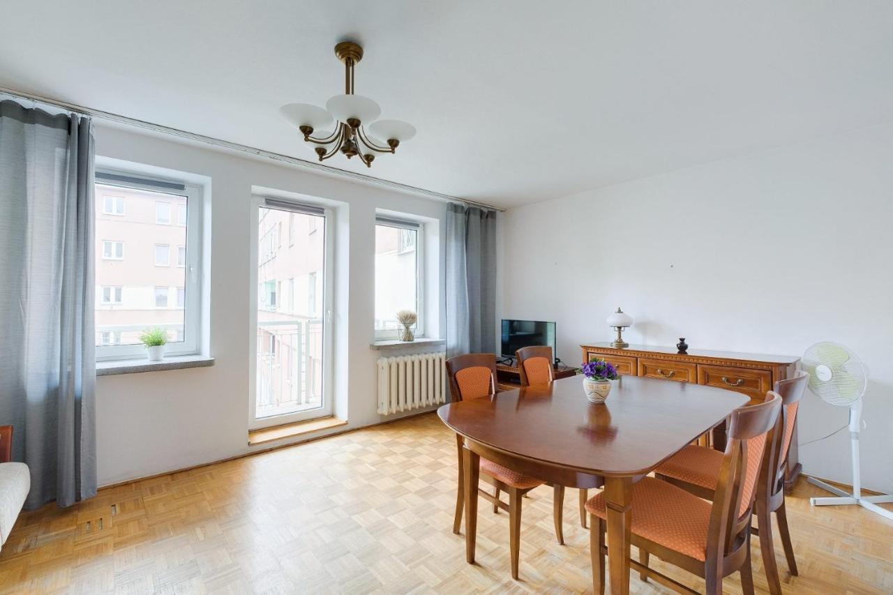 2 Bedroom Apartment In Green Location Warsawa Bagian luar foto