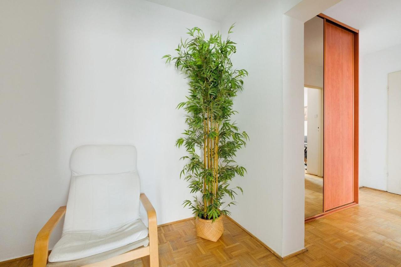 2 Bedroom Apartment In Green Location Warsawa Bagian luar foto